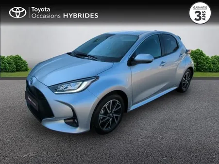 Toyota Yaris 116h Design 5p MY22
