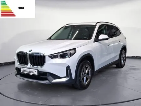 BMW X1 sDrive20i Aut. Premium Paket AHK Driving Plus Sitzheizung LED Kamera PDC