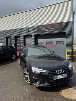 Audi a4 35 TFSI pack Sline / buisness / toit panoramique / 122.000kms / Grantie Europe 12 mois