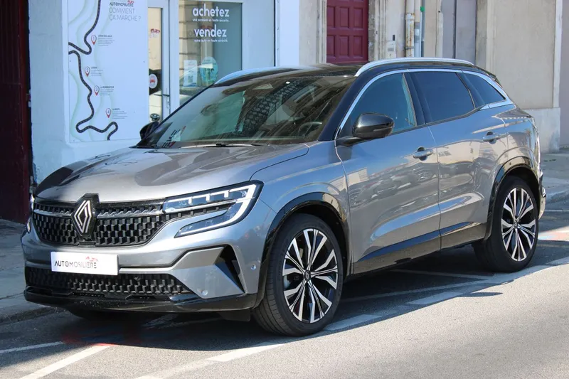 RENAULT Austral 1 2 E TECH 200H 130 FULL HYBRID HYBRID 1 7KWH ICONIC renault-austral-1-2-e-tech-200h-130-full-hybrid-hybrid-1-7kwh-iconic
