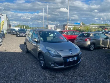Renault senic en très bon état