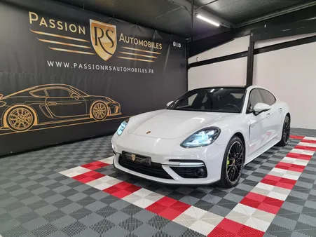 PORSCHE PANAMERA TURBO S E-HYBRID 4.0L V8 680 CH - 40 Options