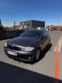 BMW Série 1 118D