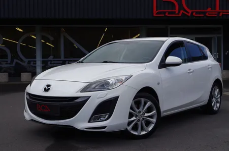 MAZDA 3 2.0 150ch "Sports Line" Bose, radars, régul, sièges chauffants ...