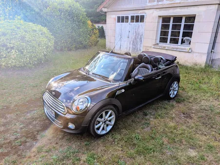 Mini cabriolet ii (2) cabriolet cooper 122 highgate bvm6