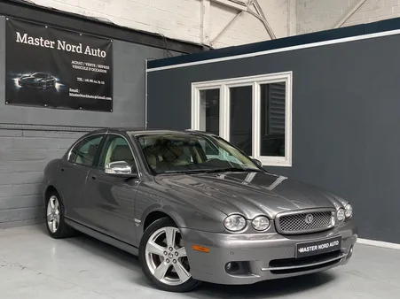 Jaguar X-Type 2.2L 145cv Pack Exécutive / Réviser et Garantie