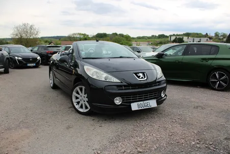 Peugeot 207 CC ROLAND GARROS 16V 1L6 VTI 120 CV CABRIOLET CUIR BICOLOR JANTES 17 RÉGULATEUR ABS
