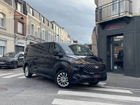 FORD TRANSIT CUSTOM KOMBI 320 L2H2 2.0 EcoBlue 150 ch Titanium / ACCES RAMPE PMR / 9 PLACES / CARPLAY / ATTELAGE