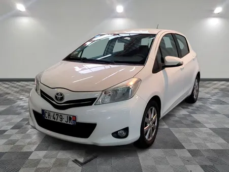 Toyota YARIS 3 - 90 D-4D DYNAMIC 5P