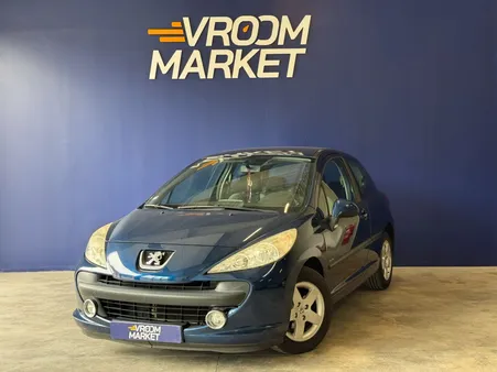 PEUGEOT 207 1.4 75ch Urban - FAIBLE KILOMETRAGE - SUIVI COMPLET - ESSENCE
