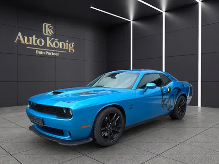 Dodge CHALLENGER R/T Scat Pack 6.4 V8 HEMI 485 ch – Alcantara – CarPlay – Caméra