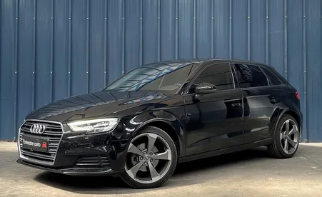 Audi A3 SPORTBACK 1.6 TDI 110 AMBITION LUXE - Garantie 1 An - Radar AV /AR - Sièges chauffants