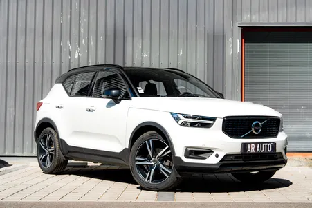 Volvo XC40 T3 R-Design 156 CH - 2ème main - Origine France - Entretien complet Volvo - Caméra - CarPlay