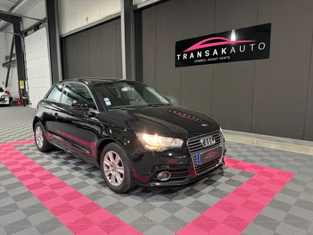 AUDI A1 A1 1.2 TFSI 86 CV Ambiente + CLIMATISATION + RADAR AR + RÉGULATEUR DE VITESSE