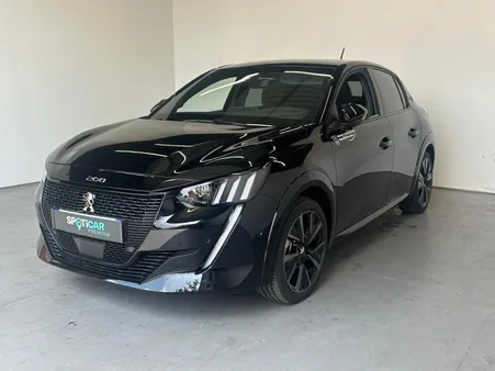 Peugeot 208 e-208 136ch GT