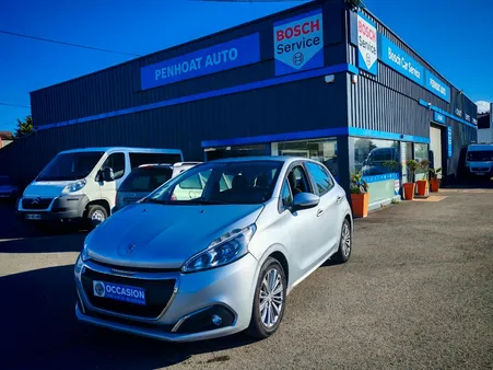 Peugeot 208 ph2 1.6 hdi 75 ch style