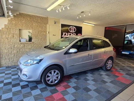 Renault Clio III DYNAMIQUE 1.2 L CLIM DISTRI NEUVE