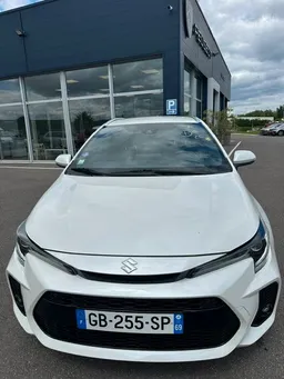 Suzuki swace 1.8 hybrid pack