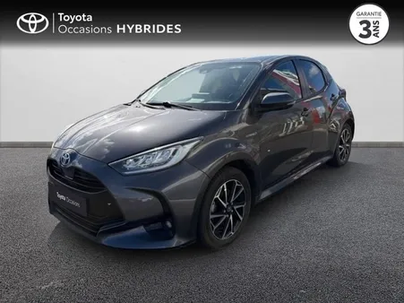 Toyota Yaris 116h Design 5p MY21