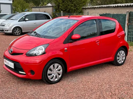 Toyota Aygo 1.0 VVT-i 68 cv Clim. "Dynamic MultiMode""AUTOMATIQUE""50.000KM"