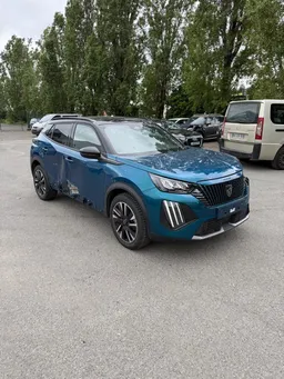 PEUGEOT 2008 Allure 2025 hybride Endommagée CARTE GRISE OK✅