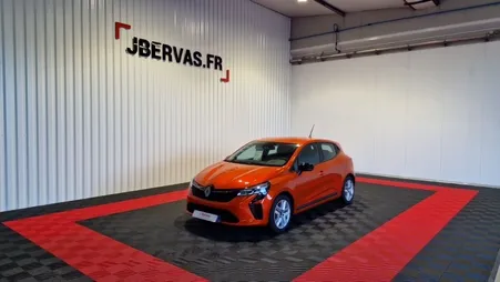 Renault Clio V Evolution E-Tech full hybrid 145