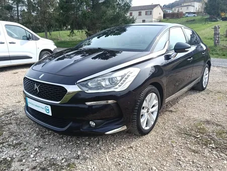 DS 5 HDi 120 cv So chic Révisé & garantie 12 mois kit distribution remplacé