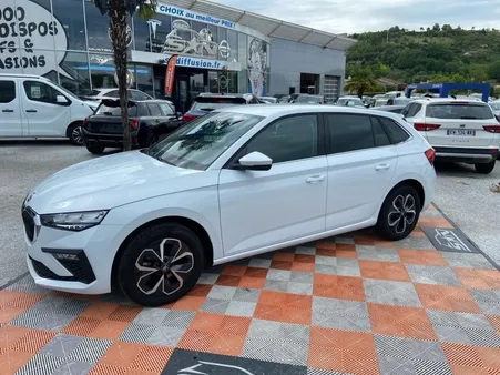 Skoda Scala 1.0 TSI 116 BV6 SELECTION Caméra Radars Cockpit JA 16"