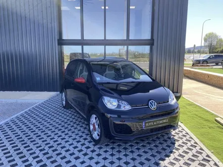 VOLKSWAGEN UP 2.0 1.0i BlueMotion - 65 CV \'Beats Audio\' - Caméra de recul