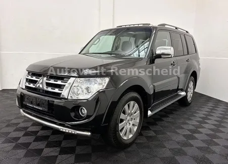 Mitsubishi Pajero 3.2 DI-D 200 Ch - Suivi Complet - Toit Ouvrant - Caméra de Recul - Attelage - 2ème Main