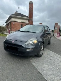 Fiat PUNTO 1.4 8V 77CH S&S EASY DUALOGIC 5P