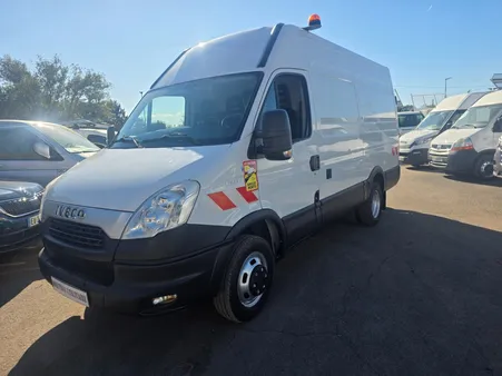 Iveco 50C17 FOURGON 12m3 ATELIER - ROUE JUMELÉES - poids lourd -