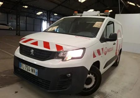 Peugeot Partner 1.6 HDI 100CV 3 places/1er main/garantie 12 mois