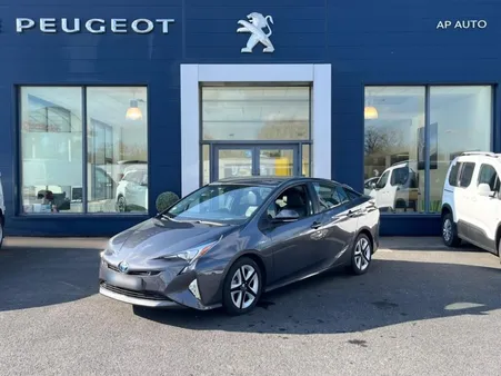 Toyota Prius IV Lounge