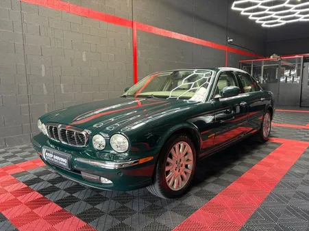 JAGUAR XJ-6 X350 3.0i V6 238 cv / 2003 / 3eme Main / Origine France