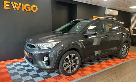 Kia stonic 1.0 t-gdi 120 active / 1er main / camera de recul / android auto & apple carplay / entretien complet