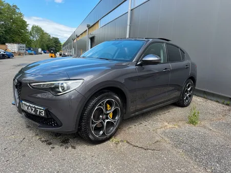 Alfa Romeo Stelvio 4X4 2.2 210 ch Q4 AT8 Lusso ATTELAGE CARPLAY TOIT OUVRANT HARMAN KARDON WEBASTO