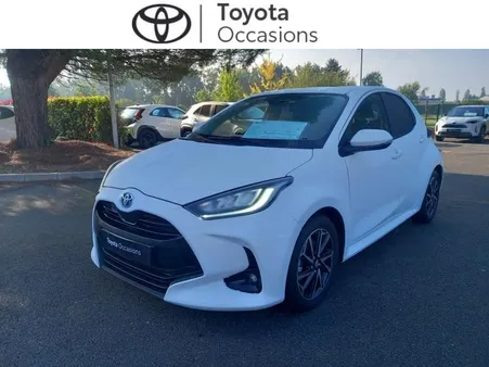 Toyota Yaris 116h Design 5p MY22