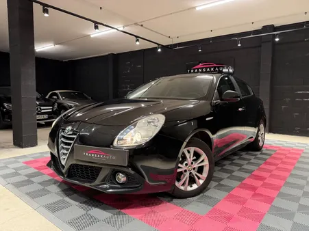 ALFA ROMEO GIULIETTA 1.6 JTDm 105ch SS Distinctive *2ème Main - Distribution complète OK