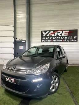 C3 82 essence de 2015