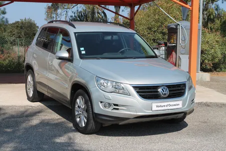 VOLKSWAGEN TIGUAN 4X2 2.0L TDI 140CV BTE 6VT pack BLUEMOTION TECHNOLOGY SPORTLINE 2008 ETAT PARFAIT FAIBLE KM POUR SON AGE GARANTIE 3 MOIS MOT/BTE