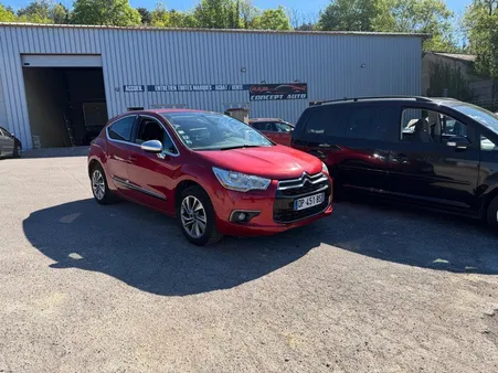 Citroen ds4 1.2 130 ch sochic bvm6 ct ok garantie 12 mois