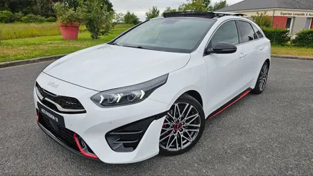 Superbe Kia Proceed GT 204 Ch Dct7 Française Toit Ouvrant Hayon électrique Assistance à la conduite Sièges + volant chauffant Entretien à jour Garantie 2030