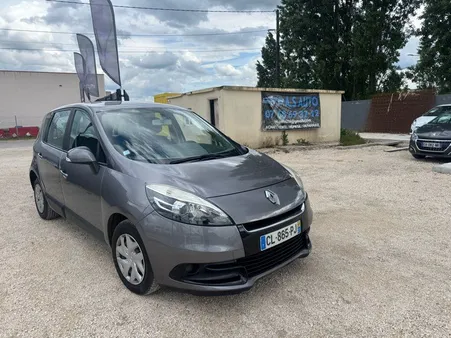 RENAULT ScénicIII Phase 2 1.5 dCi FAP eco2 95 cv