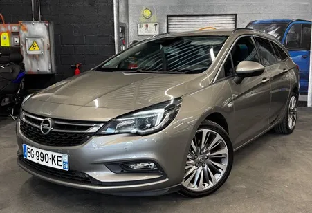 Opel Astra Sport Tourer 1.6 Diesel 136ch Innovation 10/2016