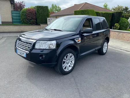 LAND ROVER Freelander 2 2.2 TD4 4x4 152cv Boîte auto