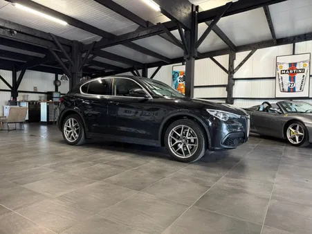 Alfa romeo STELVIO 2.0T 280CH LUSSO Q4 AT8