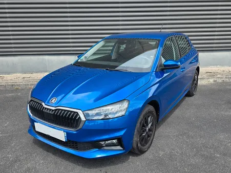 SKODA Fabia 1.0 TSI 95ch Ambition Camera de recul / Apple car play / main libre