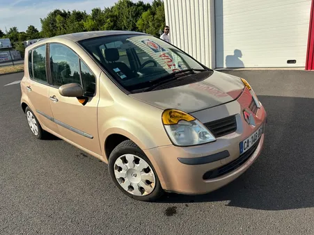 RENAULT Modus ESSENCE 159000KM 1.4 i 16V 98CV