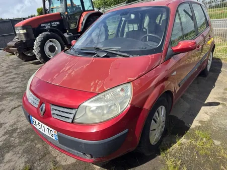 Renault Scénic 2 PHASE 1 2.0i - 16V